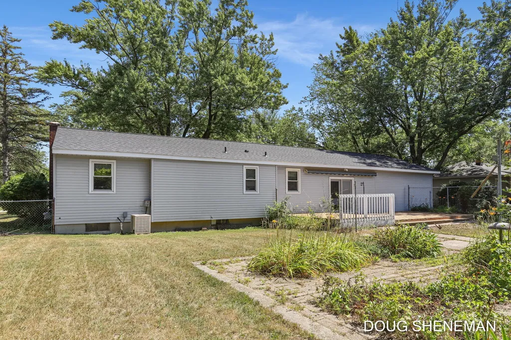 1197 Beechwood Drive Georgetown Charter Township MI 49428