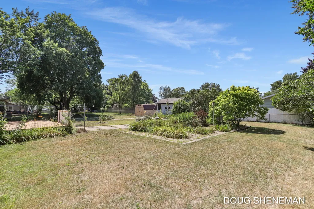 1197 Beechwood Drive Georgetown Charter Township MI 49428