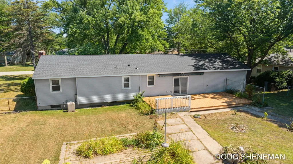 1197 Beechwood Drive Georgetown Charter Township MI 49428