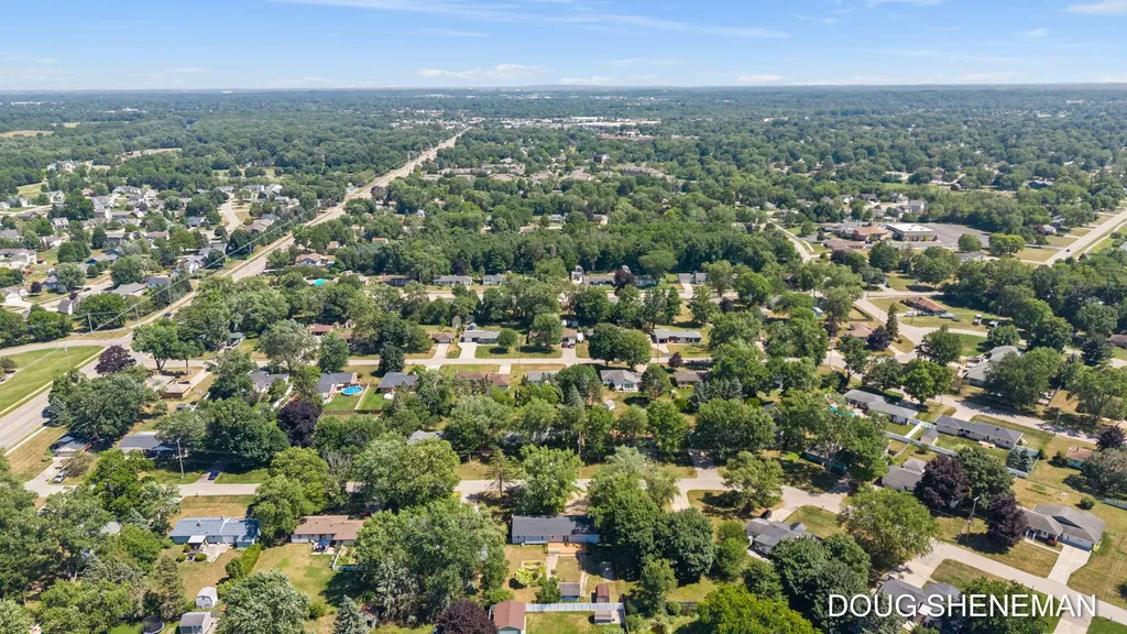 1197 Beechwood Drive Georgetown Charter Township MI 49428