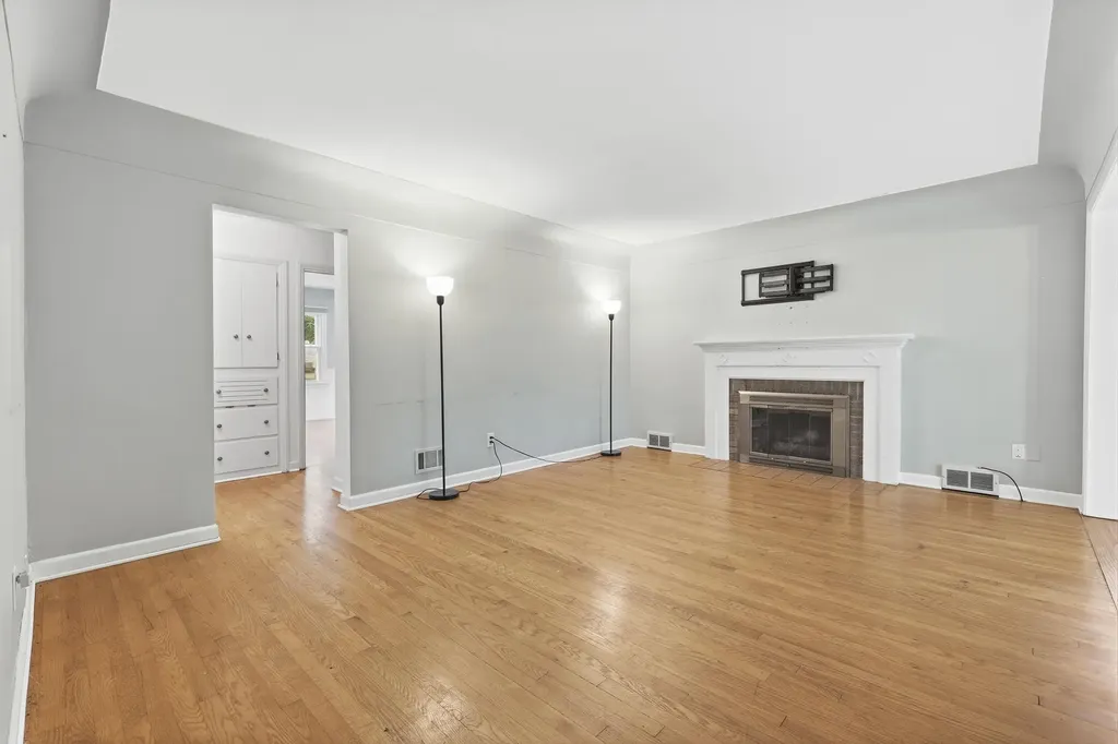 2757 Cascade Springs Drive SE Cascade Charter Township MI 49546