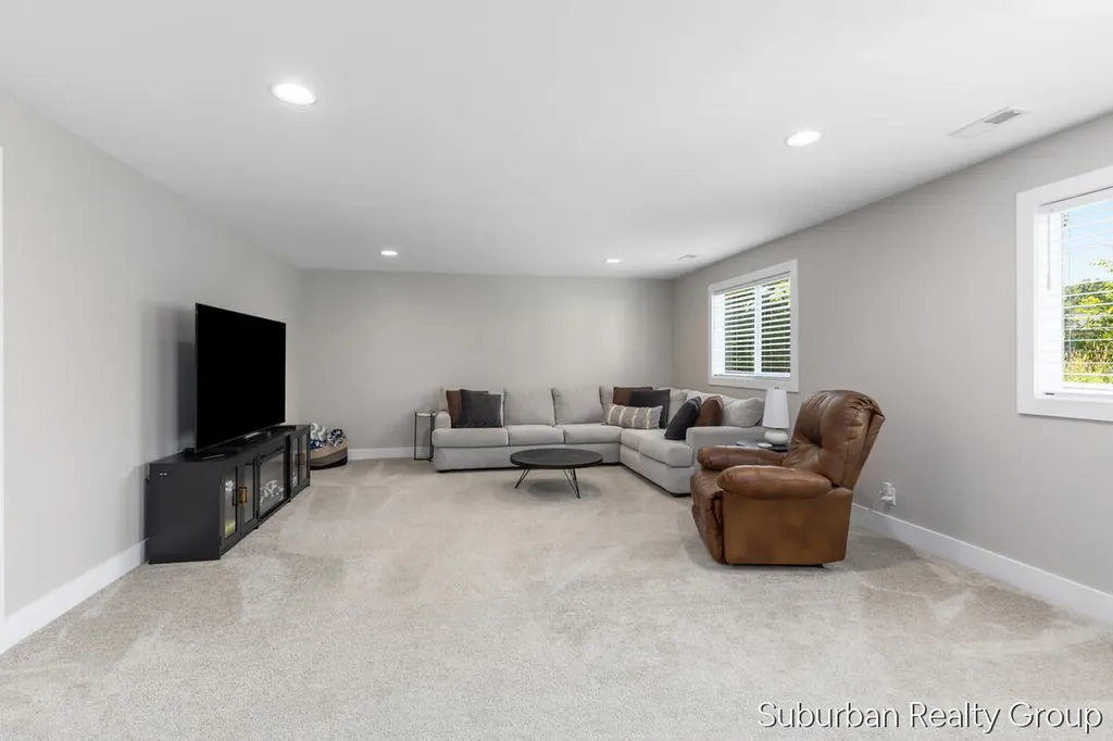 7361 Yellowstone Drive Georgetown Charter Township MI 49426