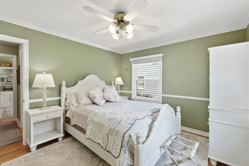 246 Alten Avenue NE Grand Rapids City MI 49503