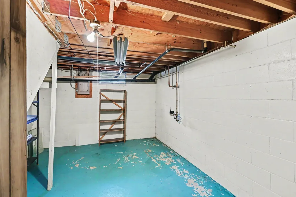 546 S Sherman Street Allegan City MI 49010