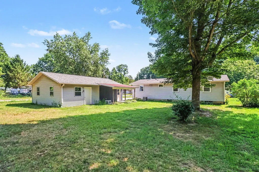 546 S Sherman Street Allegan City MI 49010