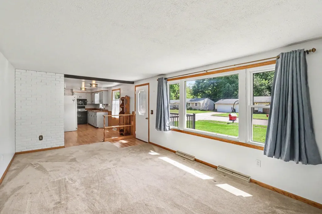 546 S Sherman Street Allegan City MI 49010
