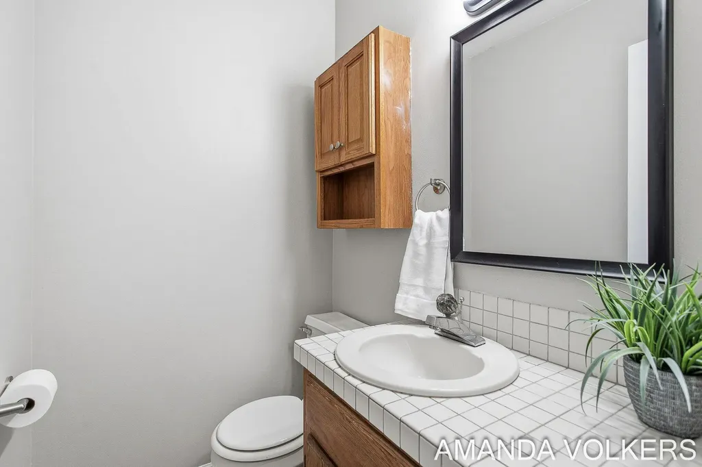 3910 Honeybrook Avenue SW Grandville City MI 49418