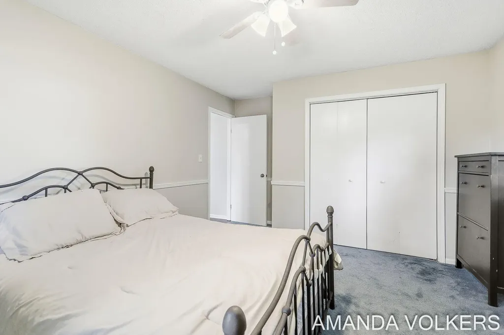 3910 Honeybrook Avenue SW Grandville City MI 49418