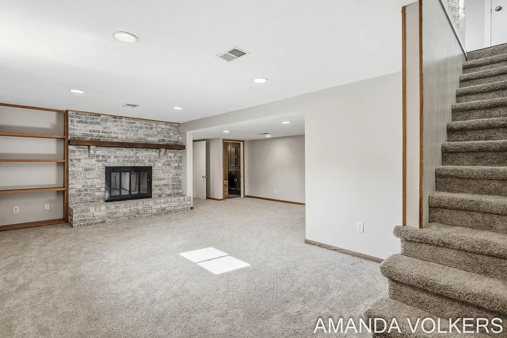 3910 Honeybrook Avenue SW Grandville City MI 49418