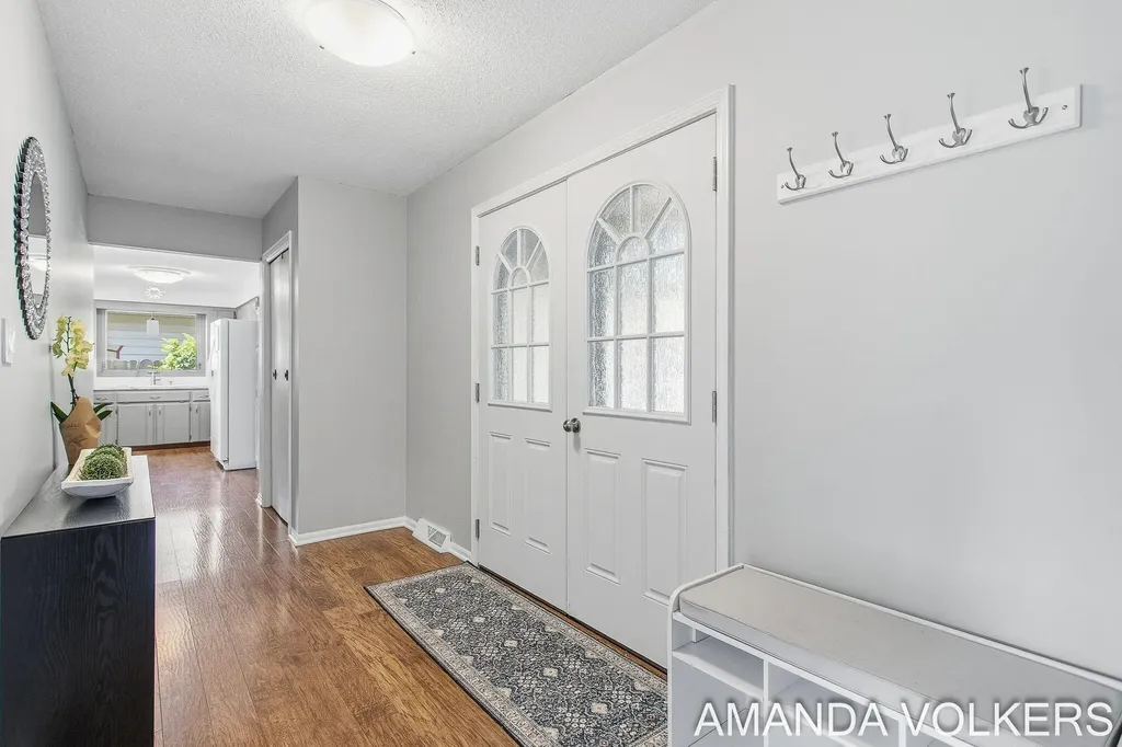 3910 Honeybrook Avenue SW Grandville City MI 49418