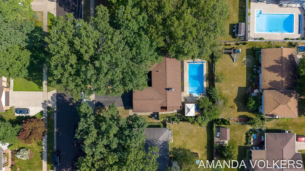 3910 Honeybrook Avenue SW Grandville City MI 49418