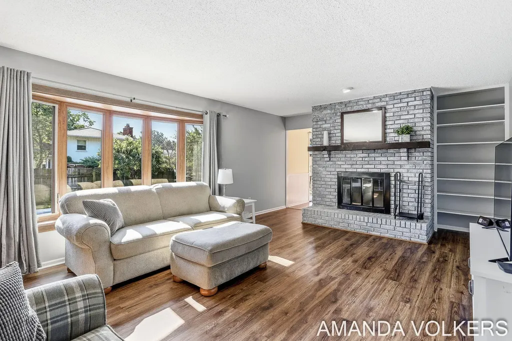 3910 Honeybrook Avenue SW Grandville City MI 49418