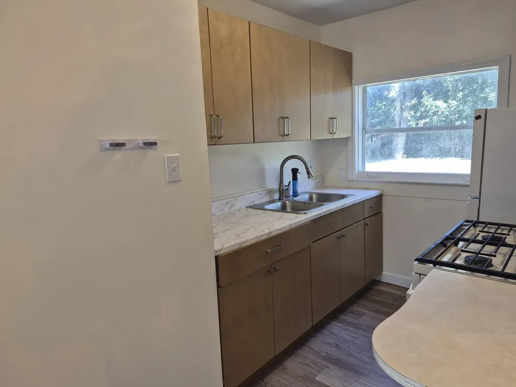 885 Barnum Street SW Wyoming City MI 49509