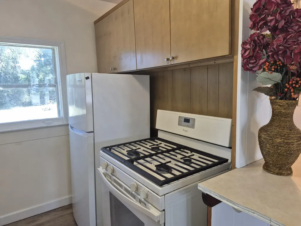 885 Barnum Street SW Wyoming City MI 49509