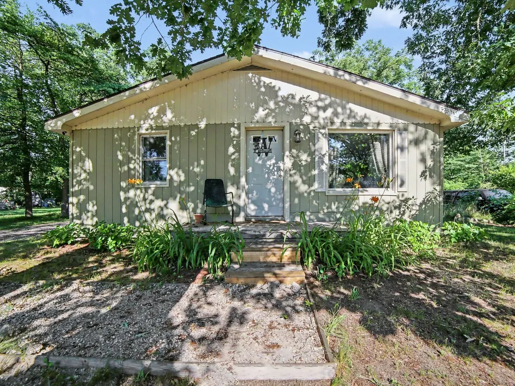 1460 S Mill Iron Road Muskegon Charter Township MI 49442