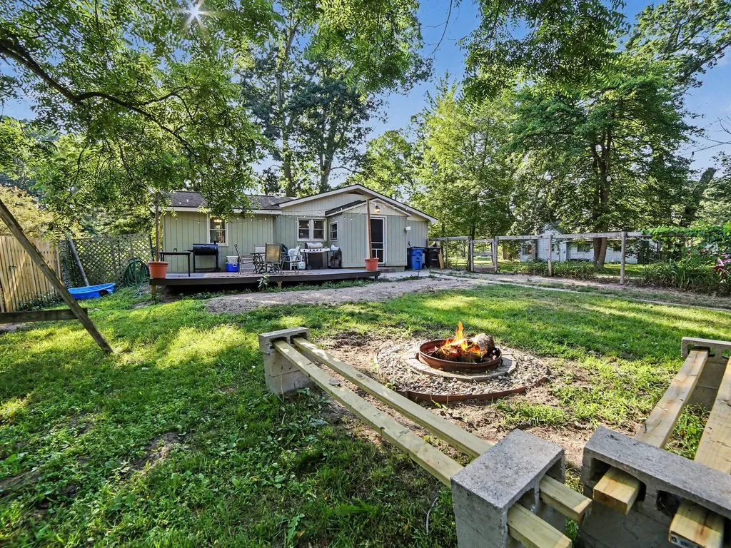 1460 S Mill Iron Road Muskegon Charter Township MI 49442