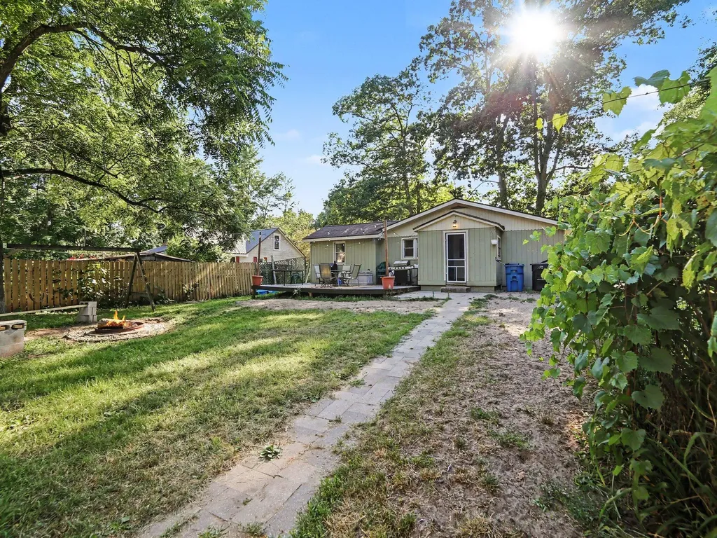 1460 S Mill Iron Road Muskegon Charter Township MI 49442