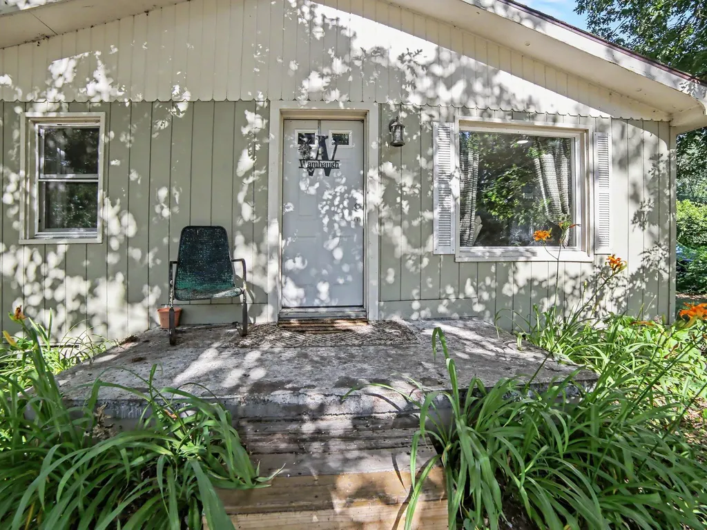 1460 S Mill Iron Road Muskegon Charter Township MI 49442