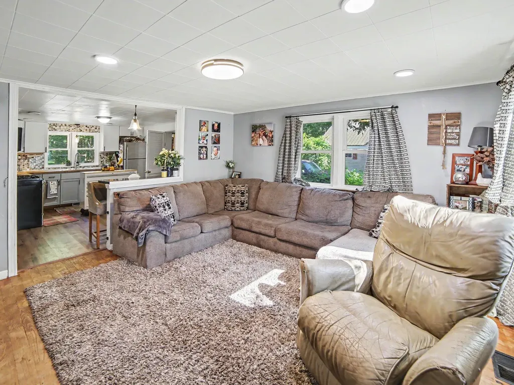 1460 S Mill Iron Road Muskegon Charter Township MI 49442