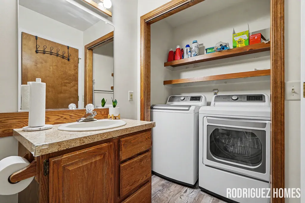 1731 Lakeview Drive Zeeland Charter Township MI 49464