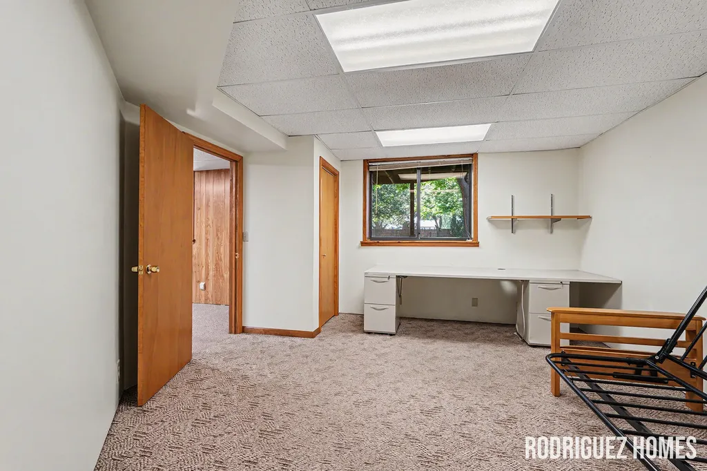 1731 Lakeview Drive Zeeland Charter Township MI 49464