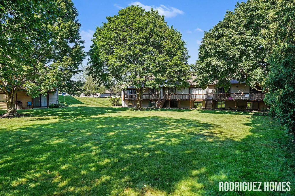 1731 Lakeview Drive Zeeland Charter Township MI 49464