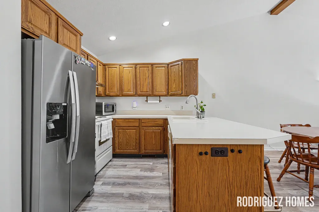 1731 Lakeview Drive Zeeland Charter Township MI 49464