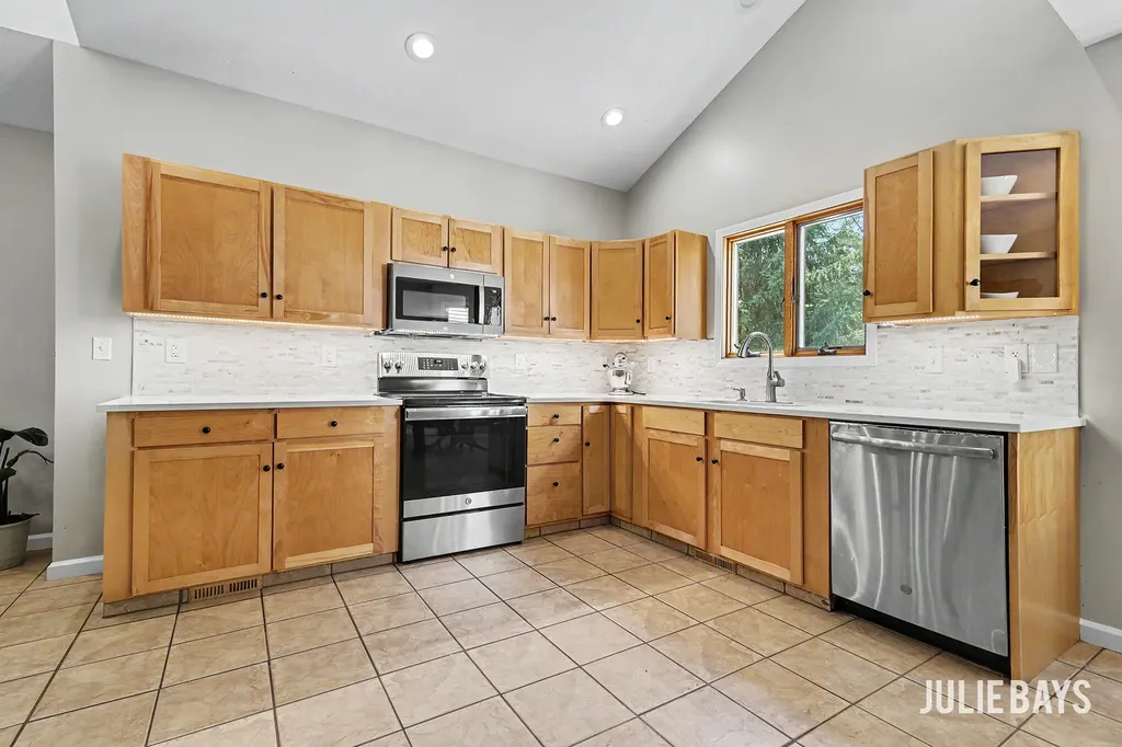6202 Black Creek Drive Irving Township MI 49333