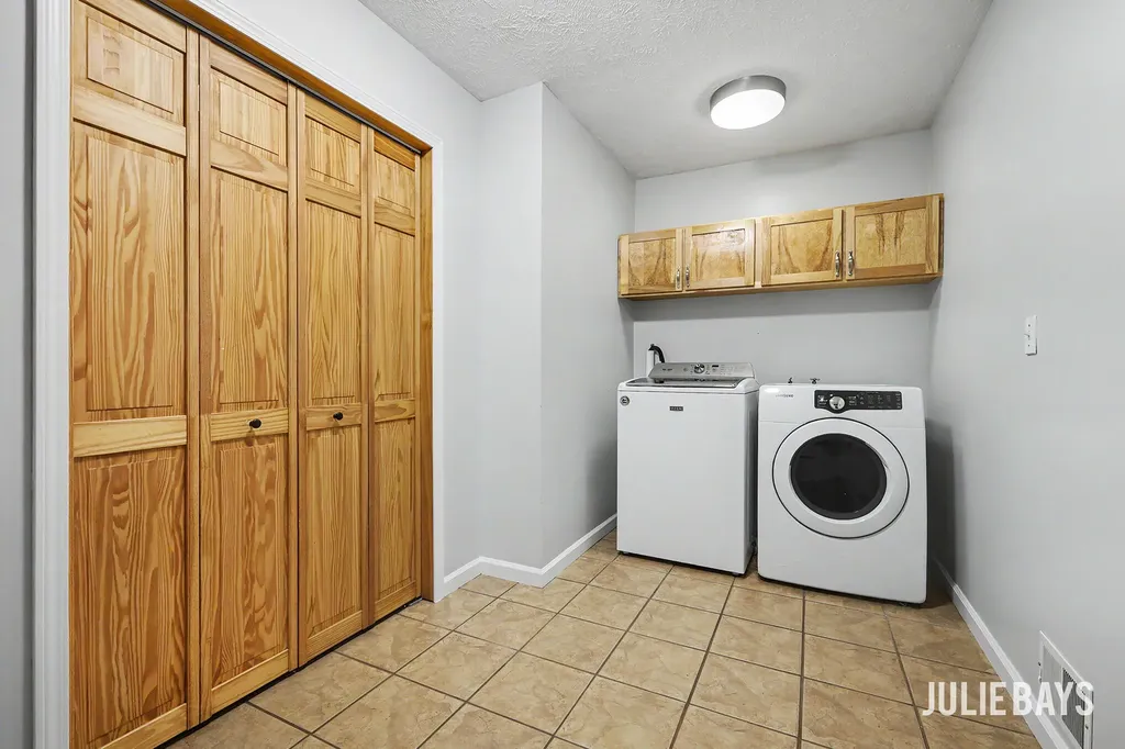 6202 Black Creek Drive Irving Township MI 49333