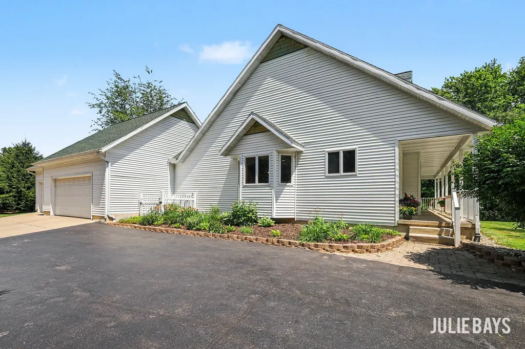 6202 Black Creek Drive Irving Township MI 49333
