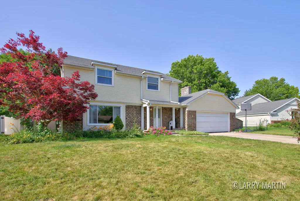 5316 Queensbury Drive SE Kentwood City MI 49508