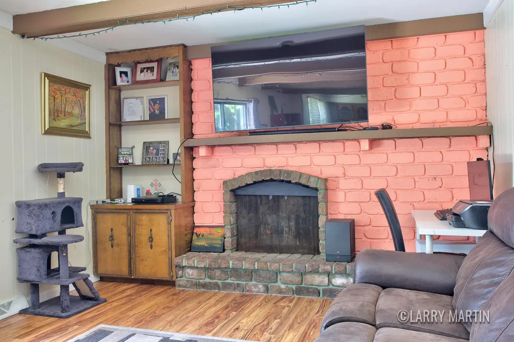 5316 Queensbury Drive SE Kentwood City MI 49508