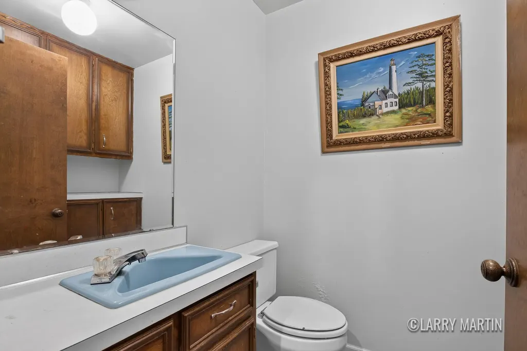5316 Queensbury Drive SE Kentwood City MI 49508