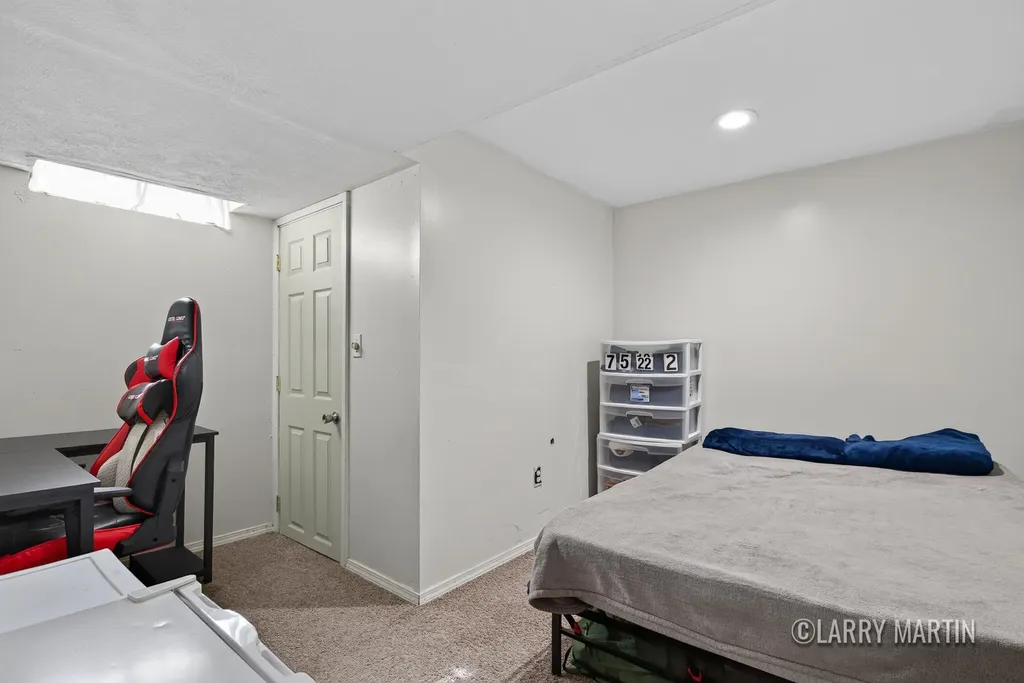 5316 Queensbury Drive SE Kentwood City MI 49508