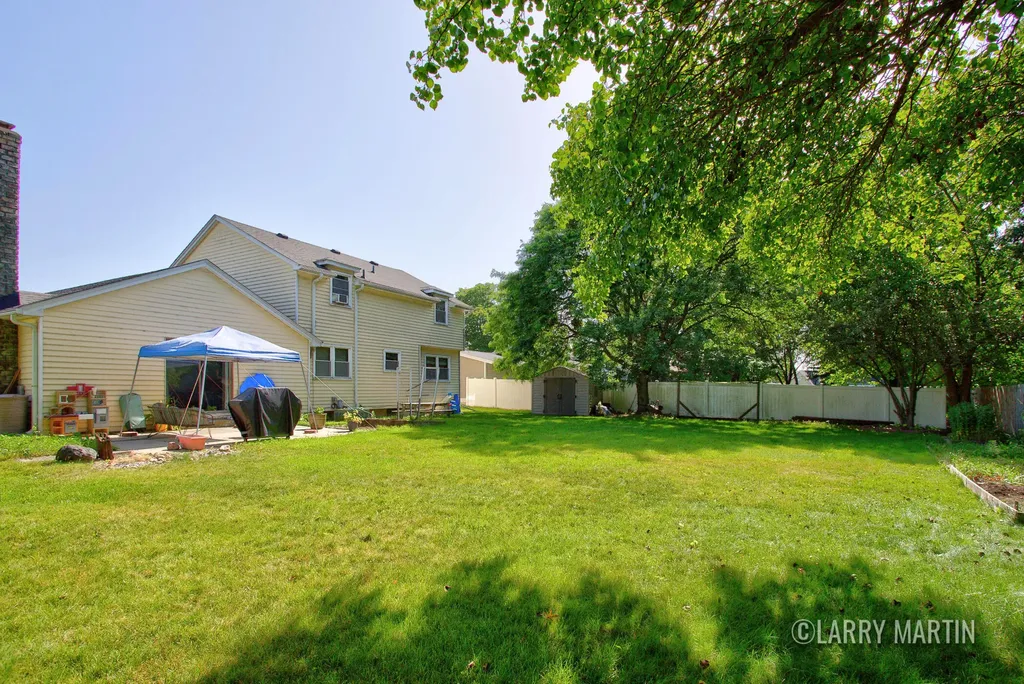 5316 Queensbury Drive SE Kentwood City MI 49508