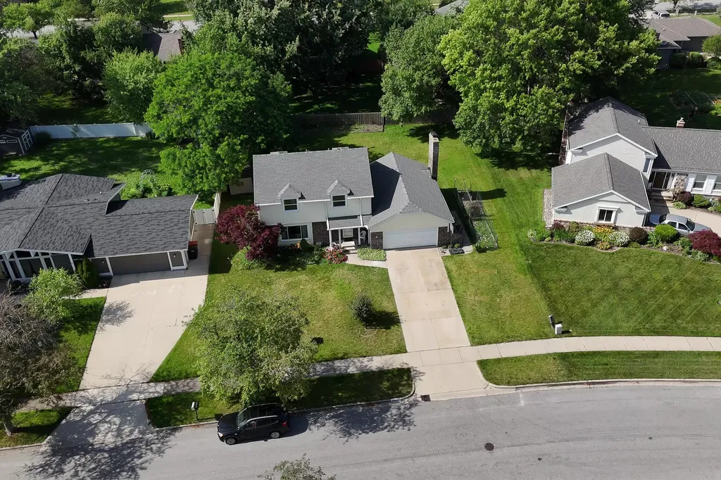 5316 Queensbury Drive SE Kentwood City MI 49508