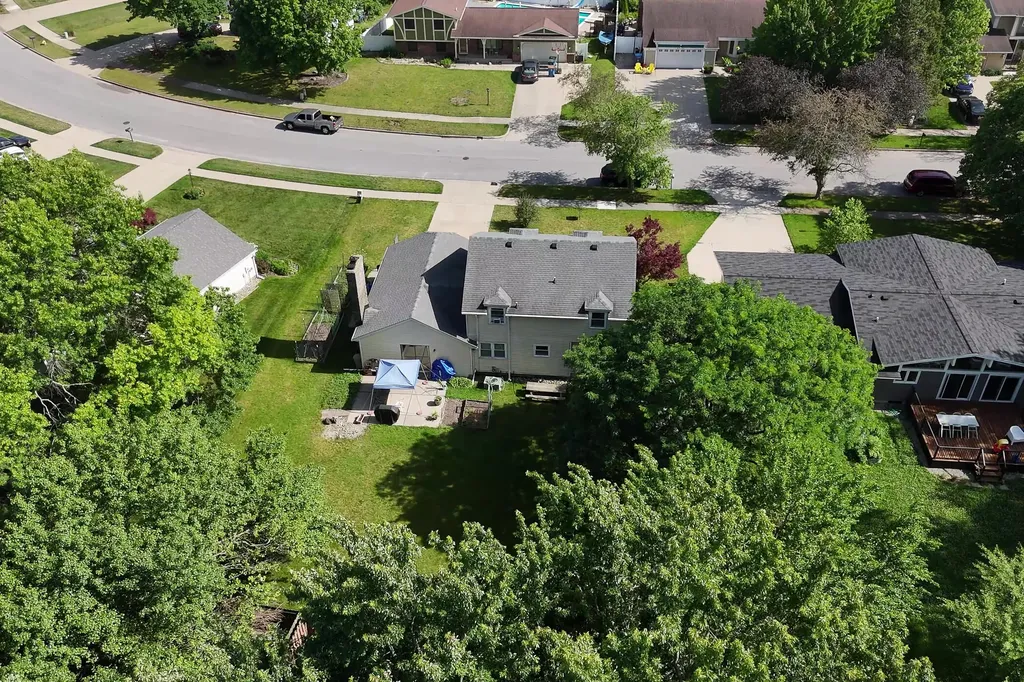 5316 Queensbury Drive SE Kentwood City MI 49508