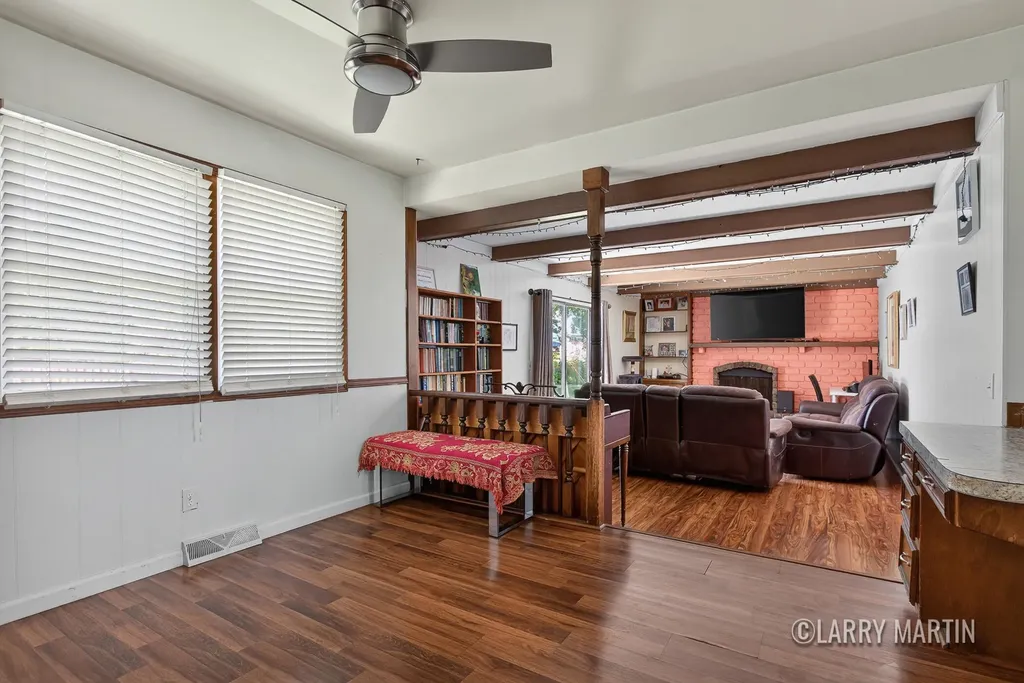 5316 Queensbury Drive SE Kentwood City MI 49508