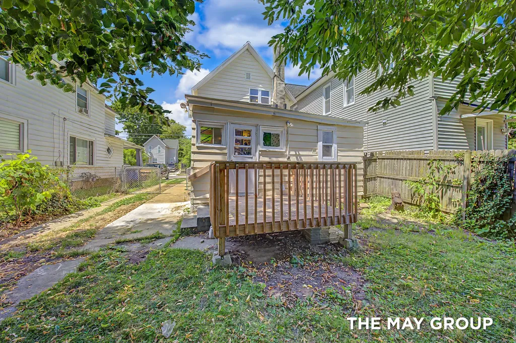 734 Fremont Avenue NW Grand Rapids City MI 49504
