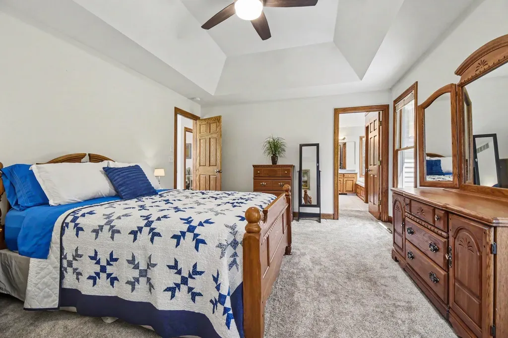 3004 Cooks Meadow Drive NE Grand Rapids Charter Township MI 49525