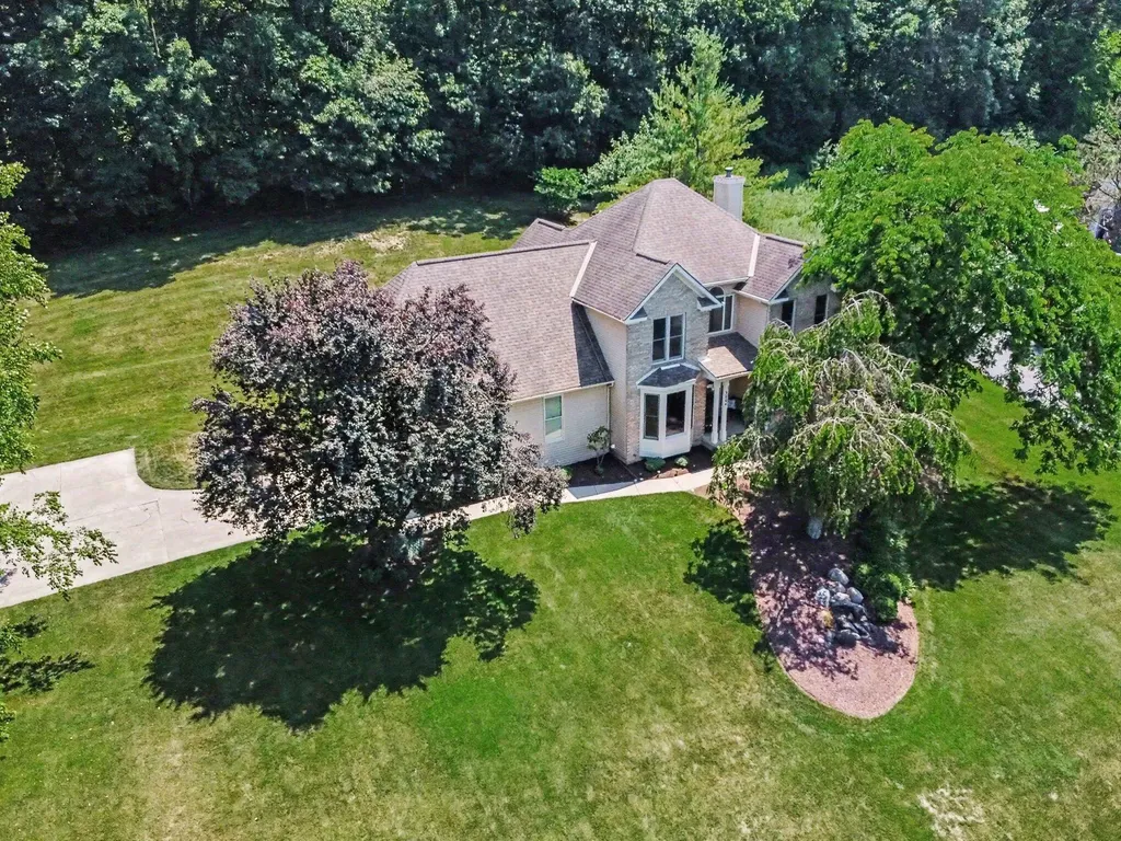 3004 Cooks Meadow Drive NE Grand Rapids Charter Township MI 49525