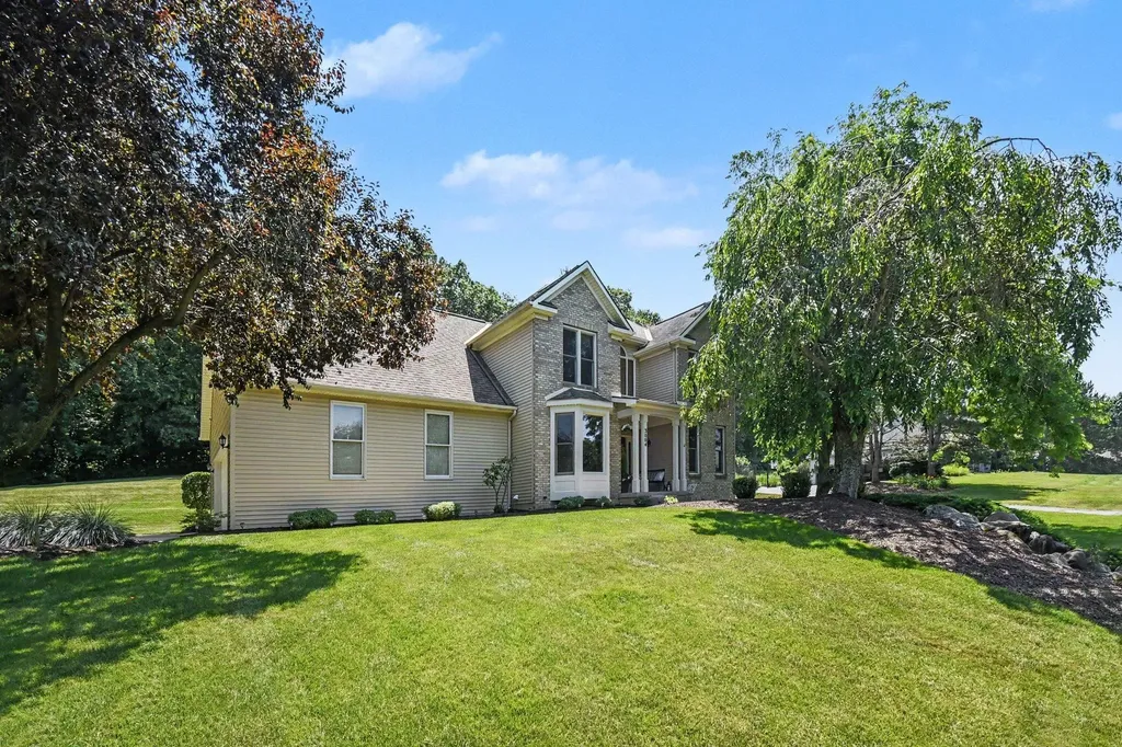 3004 Cooks Meadow Drive NE Grand Rapids Charter Township MI 49525