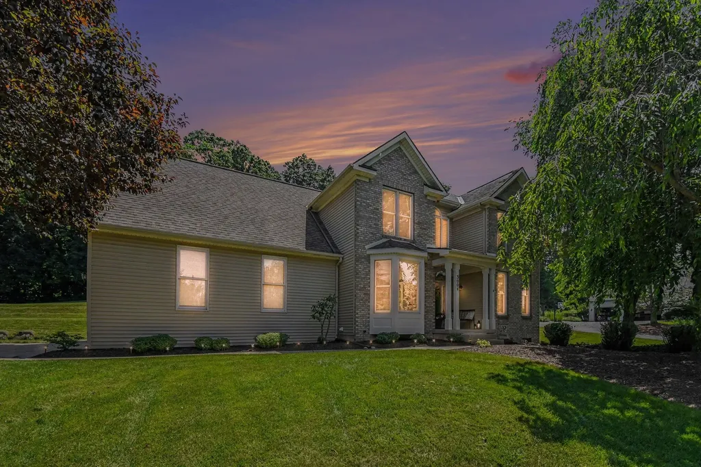 3004 Cooks Meadow Drive NE Grand Rapids Charter Township MI 49525