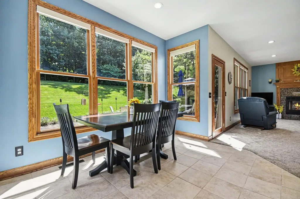 3004 Cooks Meadow Drive NE Grand Rapids Charter Township MI 49525