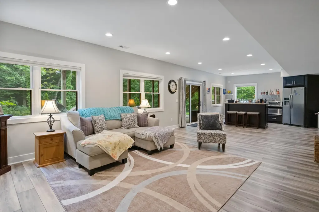 13368 Lilypine Drive Tallmadge Charter Township MI 49435