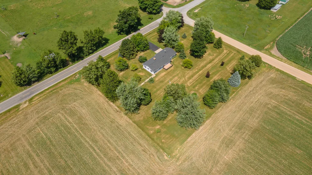 4970 E Barnum Road Carlton Township MI 49058
