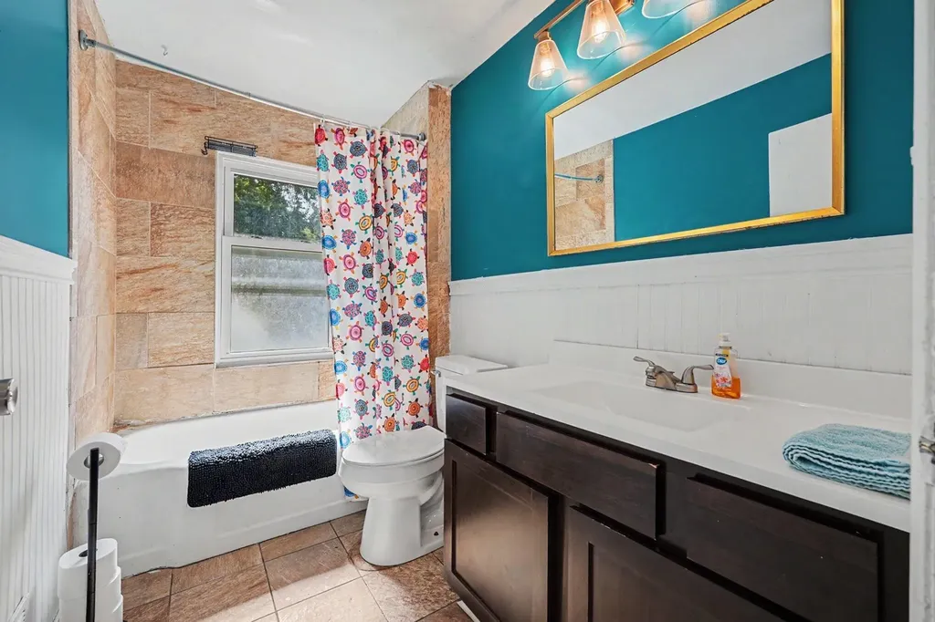 3346 Dean Lake Avenue NE Grand Rapids Charter Township MI 49525