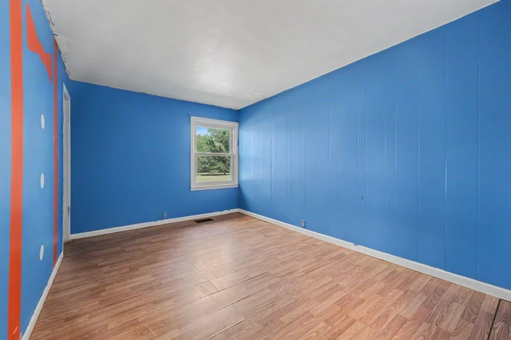 3346 Dean Lake Avenue NE Grand Rapids Charter Township MI 49525