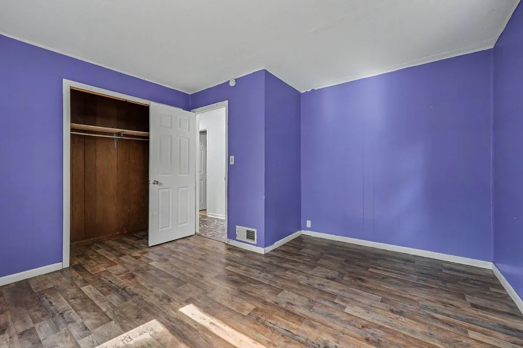 3346 Dean Lake Avenue NE Grand Rapids Charter Township MI 49525