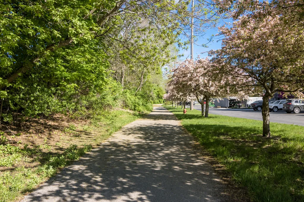 621 Riverine Drive Unknown City MI 49684